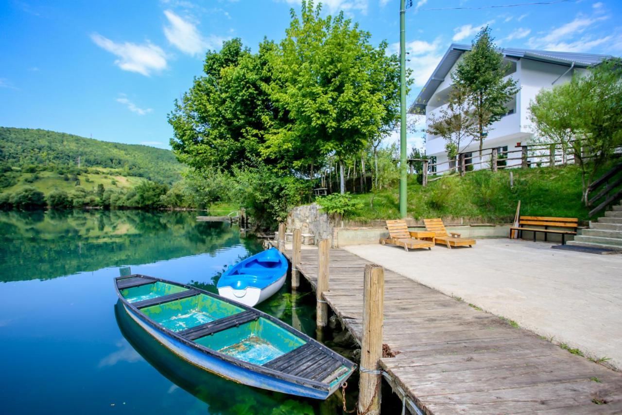 Apartments River Una 4 Bihać Exterior foto